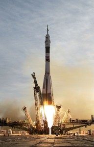 385px-Soyuz_TMA-5_launch